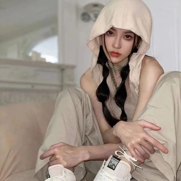 普通男女封面